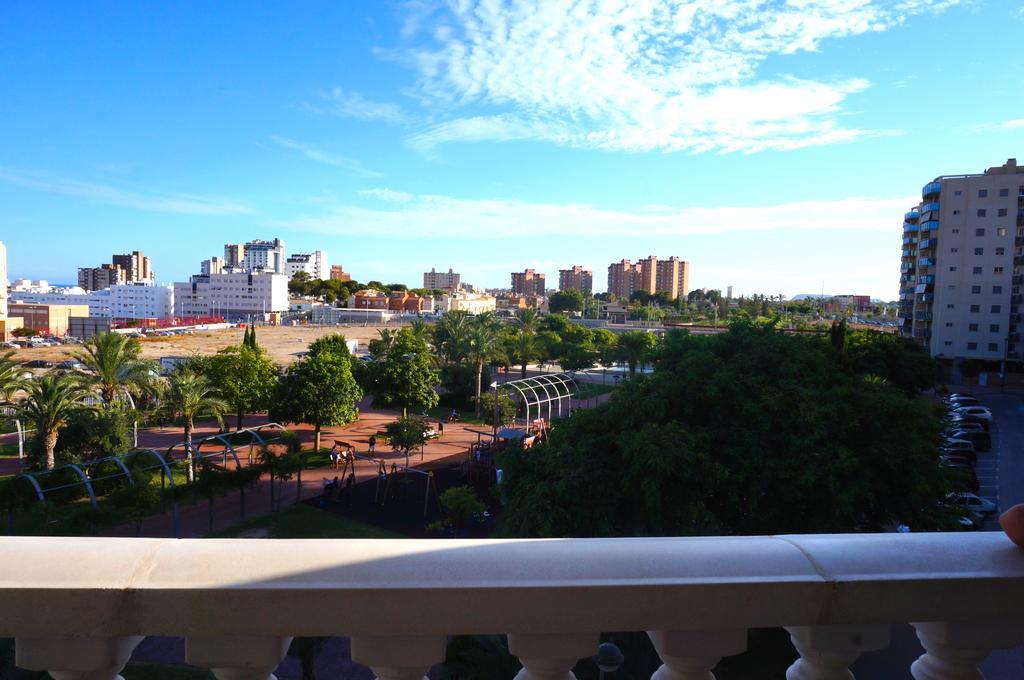Sunny Escape In El Campelloアパートメント 部屋 写真